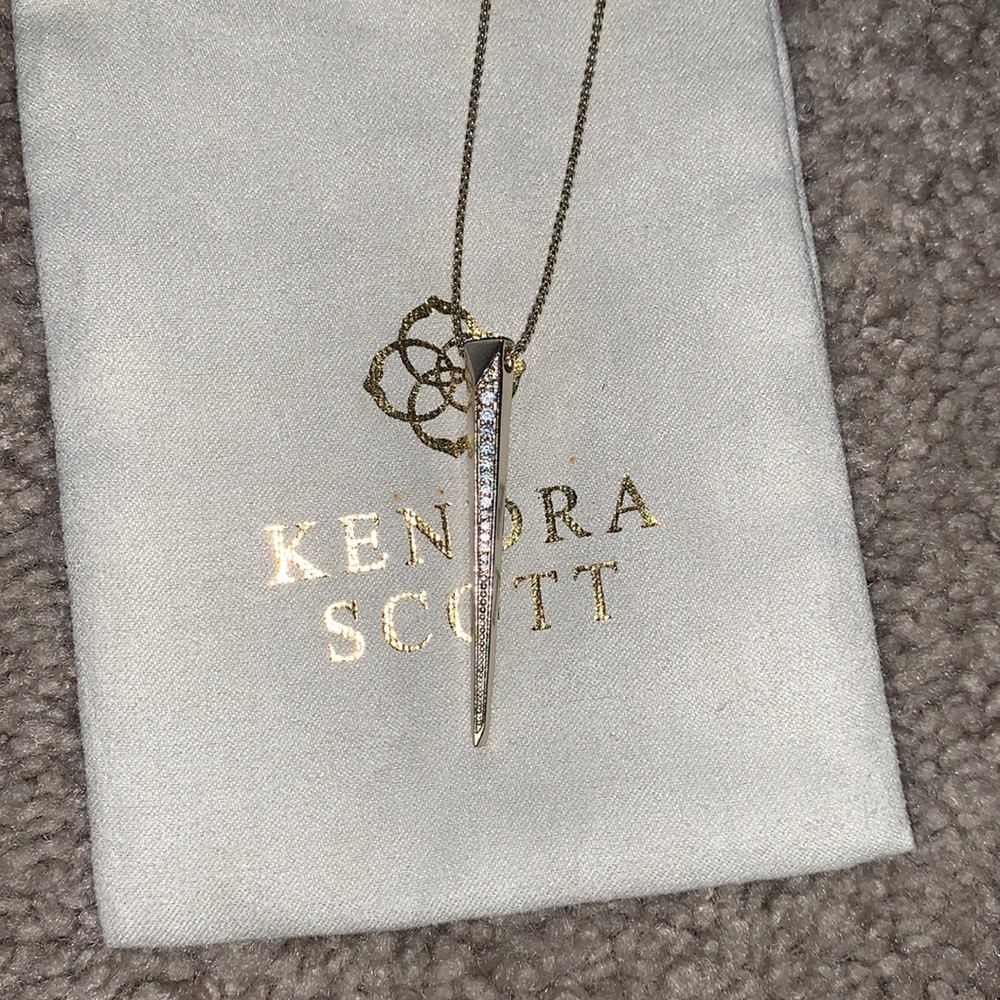 Kendra Scott Necklace